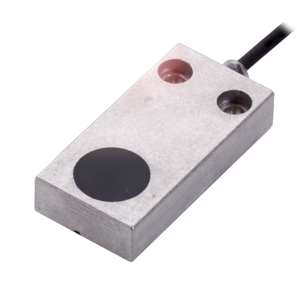 Inductive proximity switches and proximity sensors