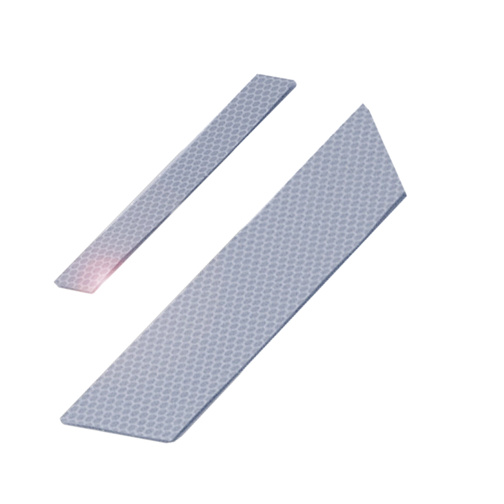 Reflectors and reflective foils