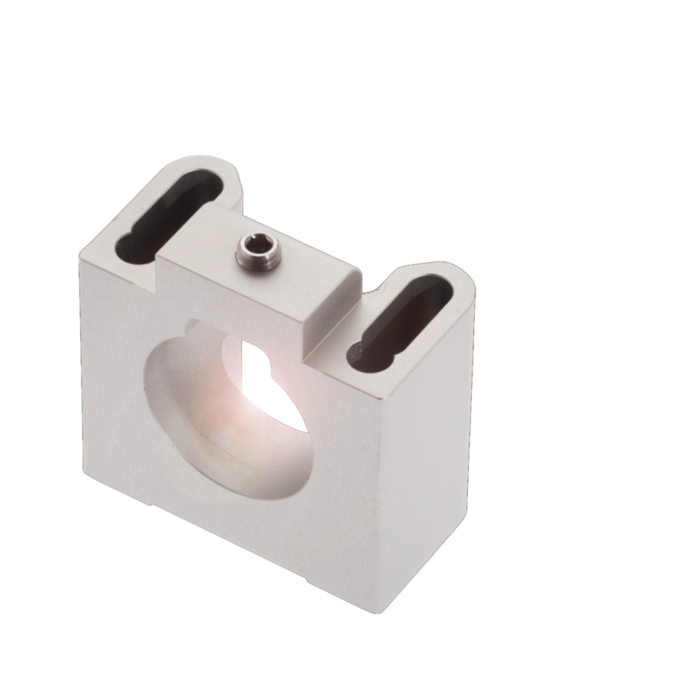 Universal brackets