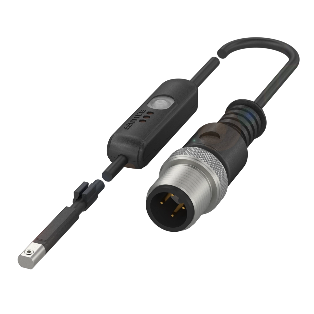 Magnetic field sensors for C-slot